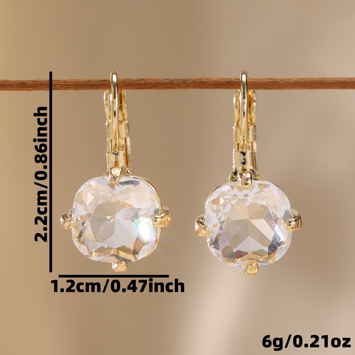 Elegant Claw-Shaped Stud Earri - Women Formal Event Wear 评论和价格