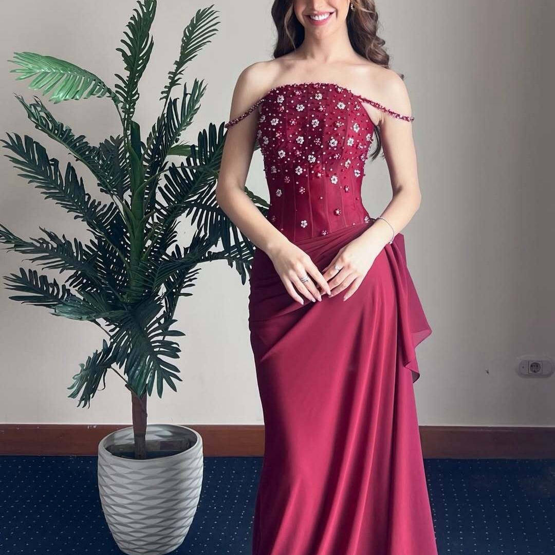 Bella Customized Satin Off-the - Women Formal Wear For Graduation 评论和价格