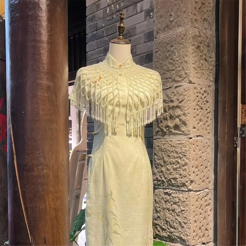  Light Pearls Decorated Pearls - Women Formal Event Wear 评论和价格