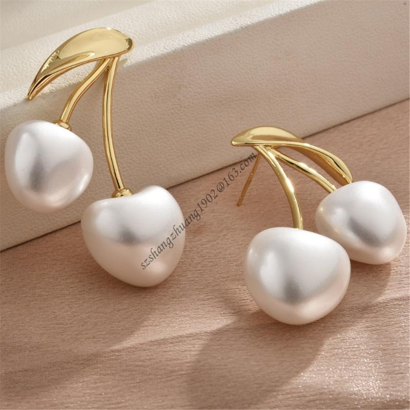 Cherries Blossom Pearls Ear Je - Women Formal Event Wear 评论和价格