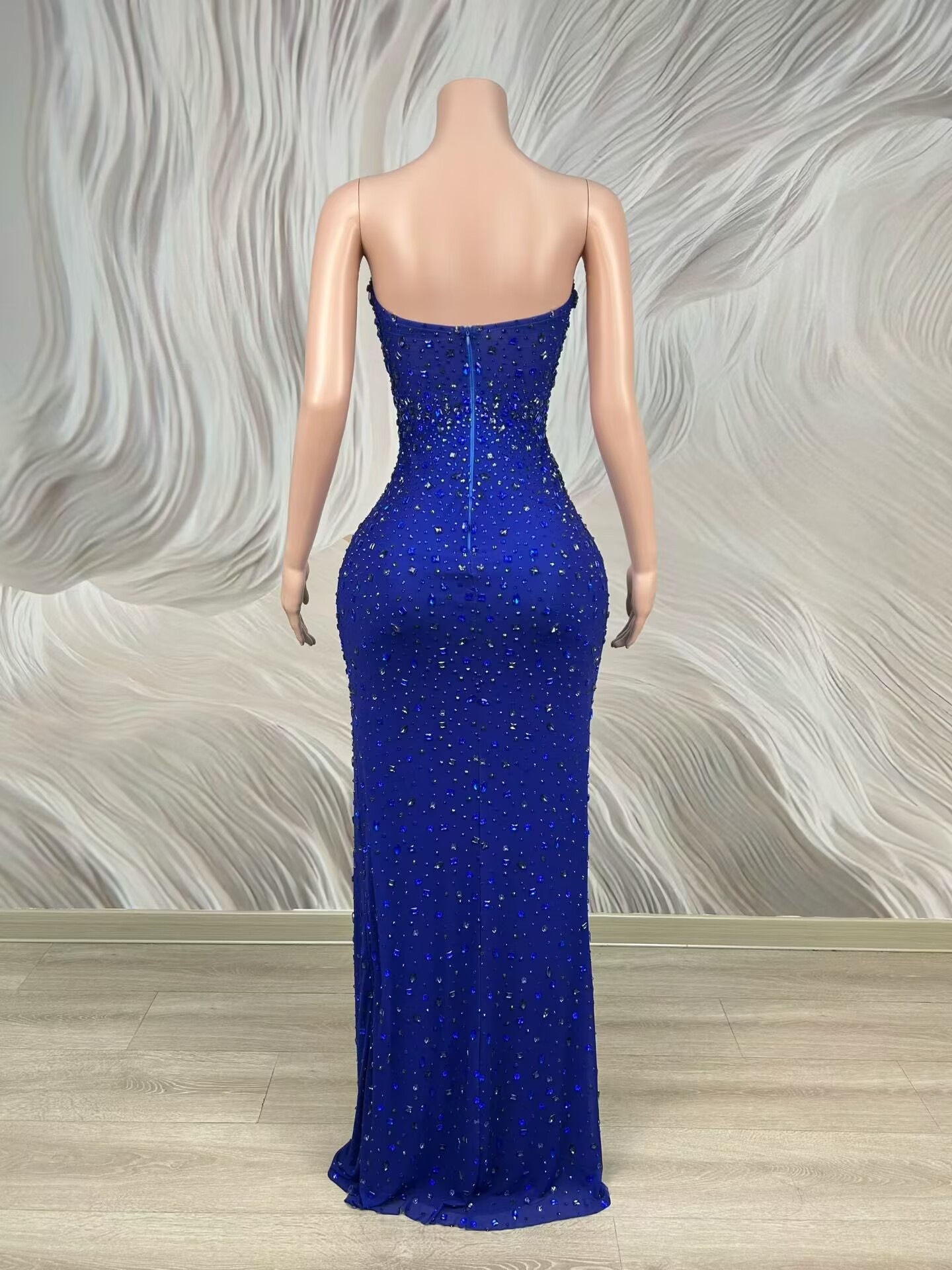 Sparkly Rhinestone Blue Strapl - Women Luxury Formal Wear 评论和价格